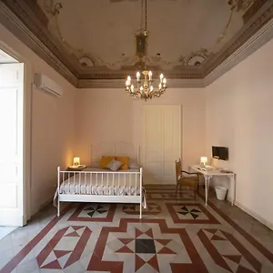 siclian-mood-bed-and-breakfast.catania-hotels.net/